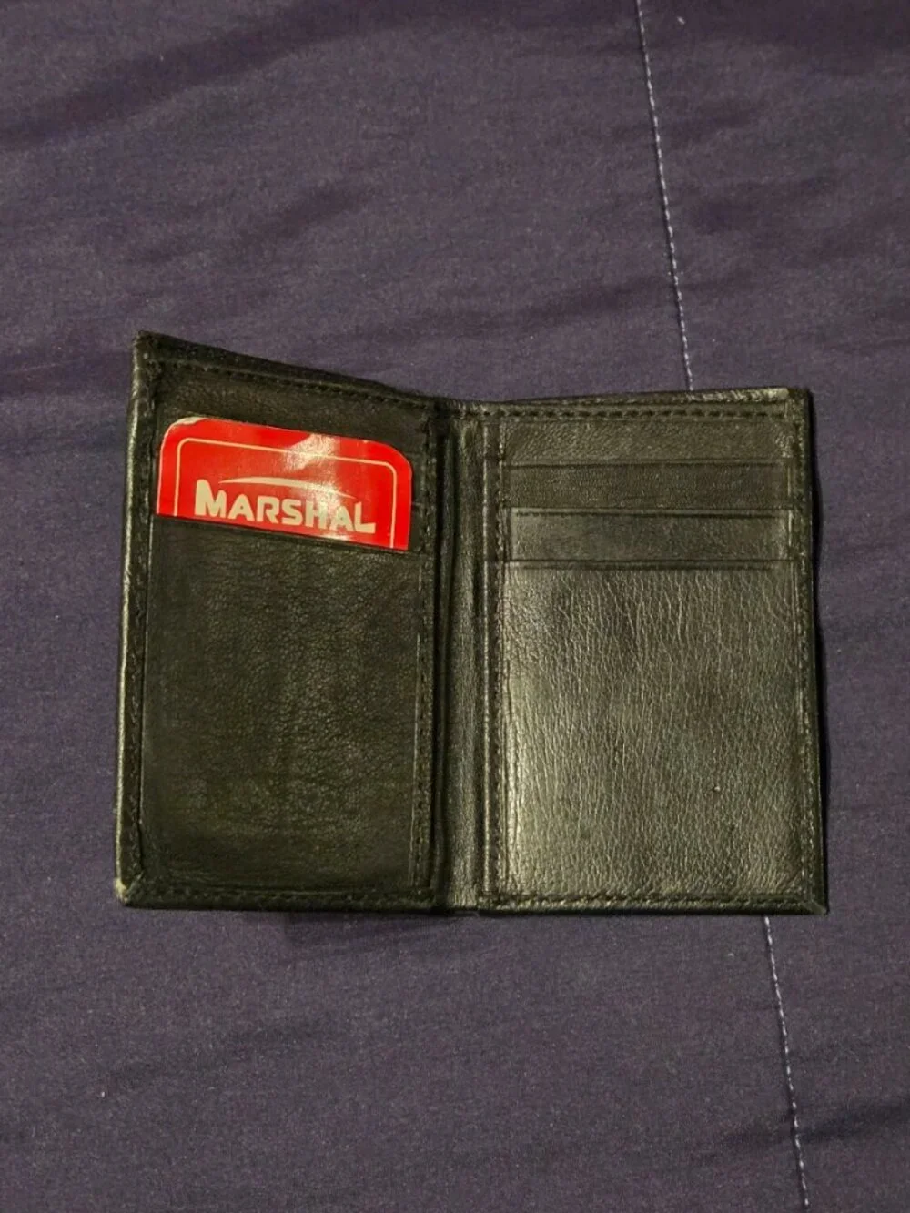 MENS BI-FOLD LEATHER WALLET